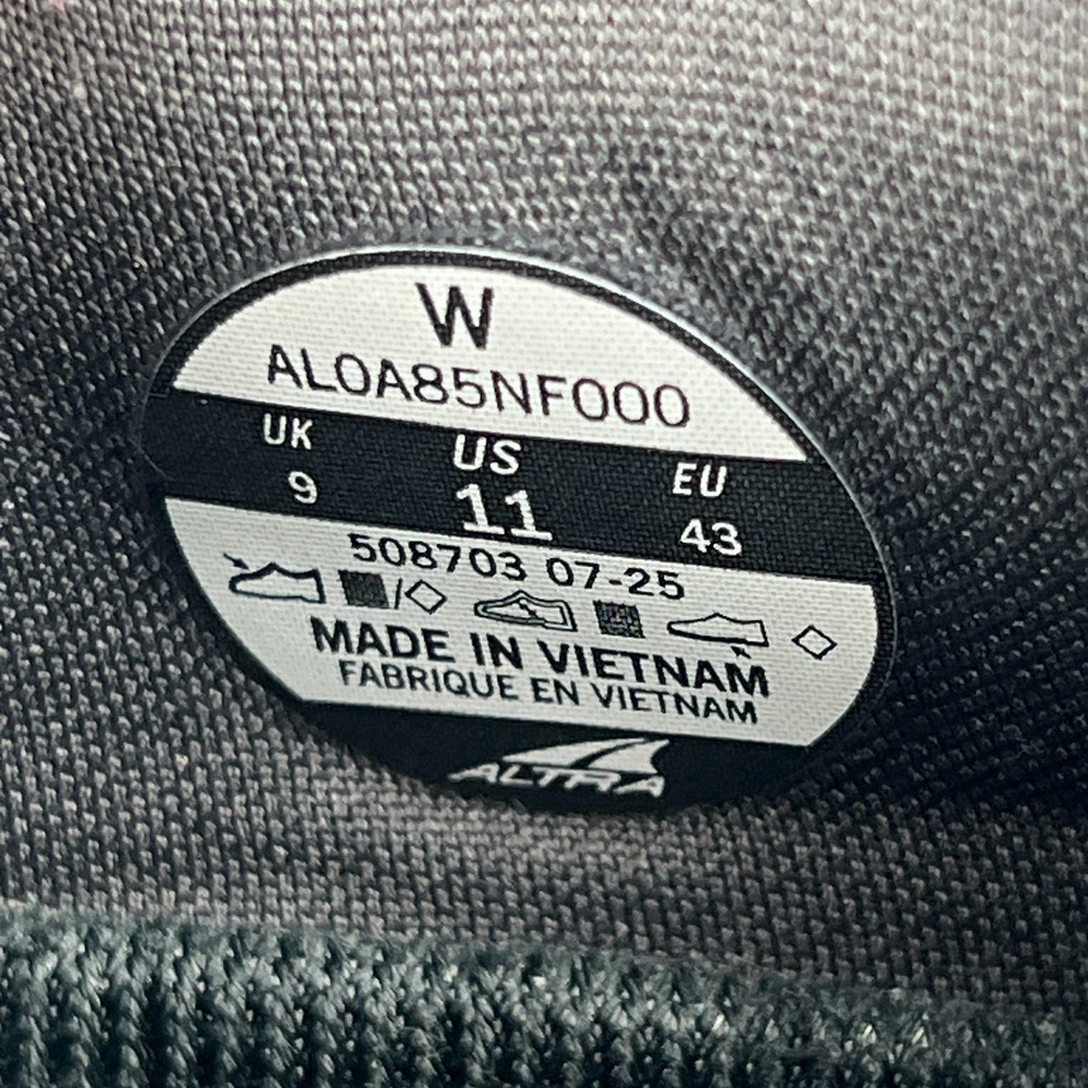 Altra Escalante 4 Womens Size 11 Black White Running Sneakers AL0A85NF000 - Picture 12 of 12